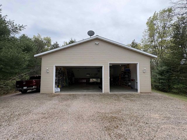 1613 Hornet Trail, Nekoosa, WI 54457