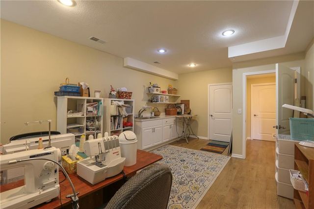 21021 Oak Drive, Belton, MO 64012