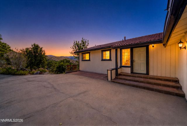 20460 Cooke Drive, Reno, NV 89521