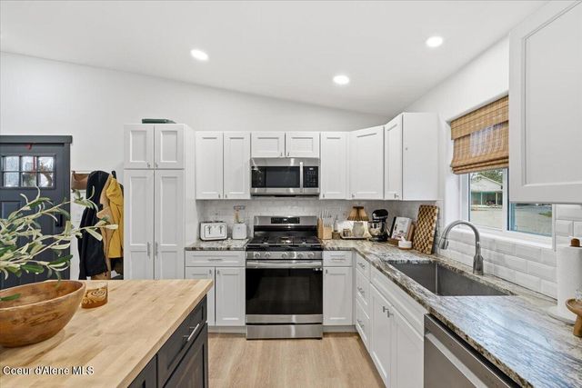 2432 N 8th St, Coeur D'alene, ID 83814