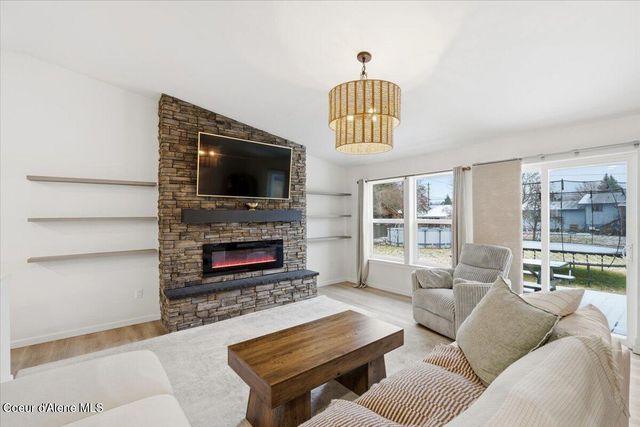 2432 N 8th St, Coeur D'alene, ID 83814