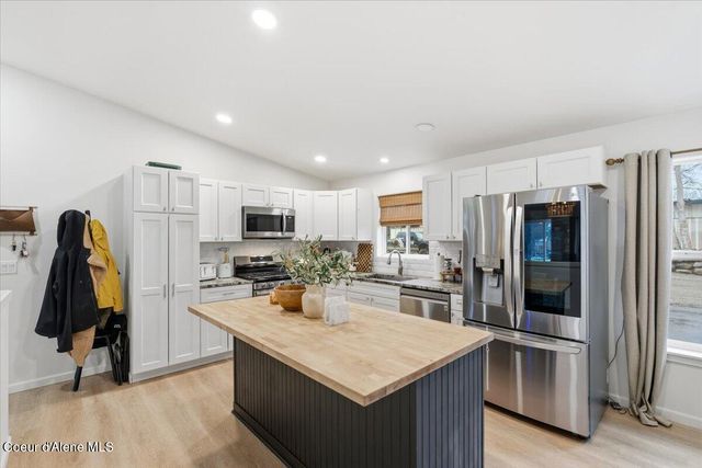 2432 N 8th St, Coeur D'alene, ID 83814