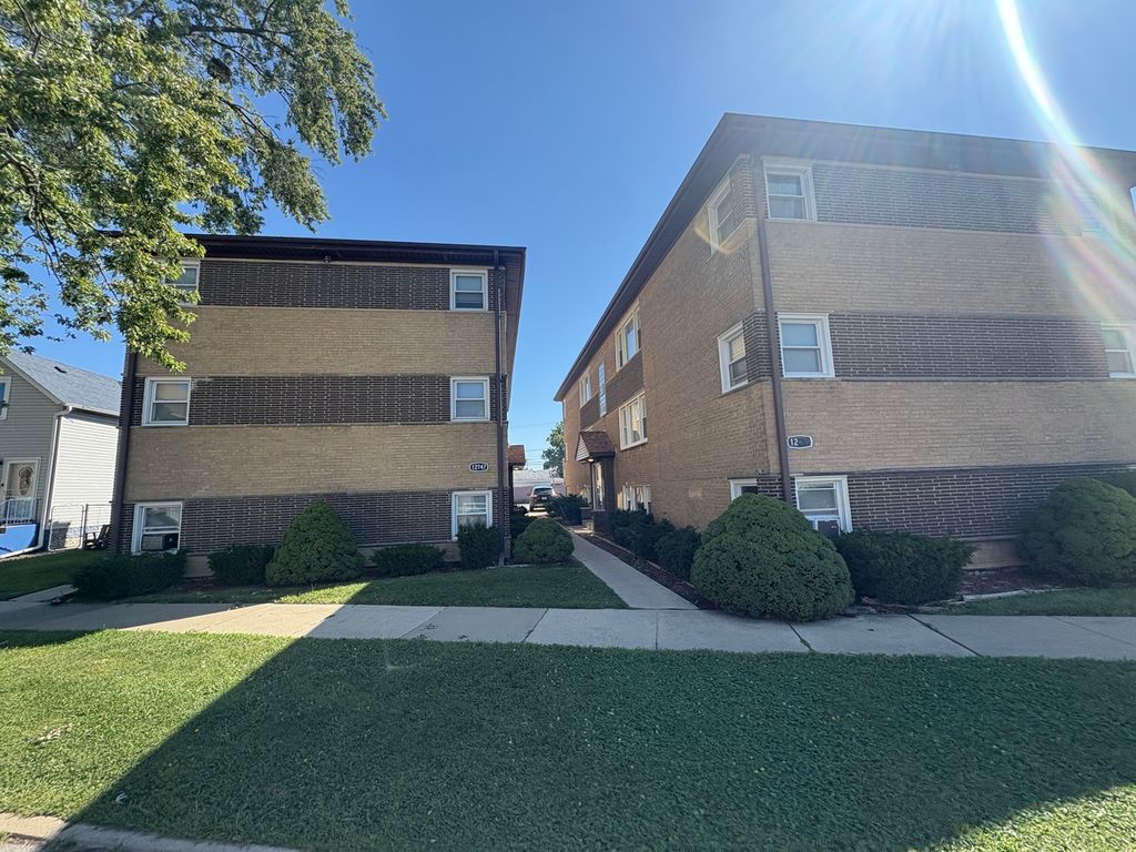 12747 S Hoyne Avenue GE, Blue Island, IL 60406