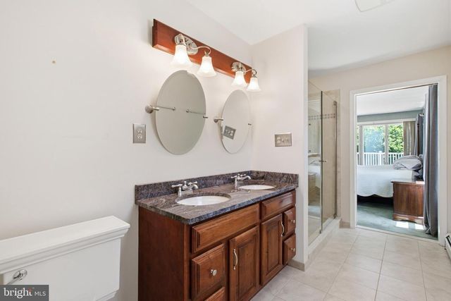 6338 STUMP RD, Pipersville, PA 18947