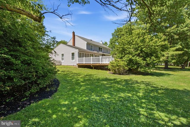6338 STUMP RD, Pipersville, PA 18947