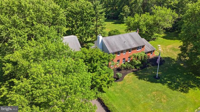 6338 STUMP RD, Pipersville, PA 18947