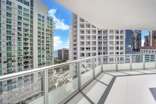 1300 Brickell Bay Dr 1803, Miami, FL 33131