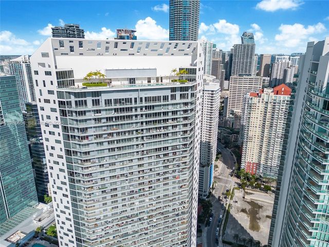 1300 Brickell Bay Dr 1803, Miami, FL 33131