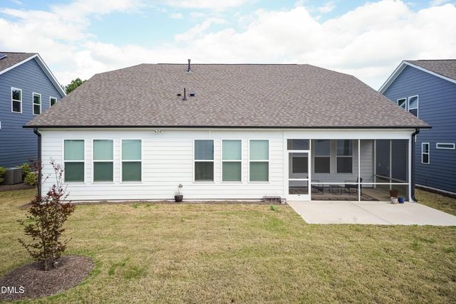 124 Clapper Lane, Holly Springs, NC 27540