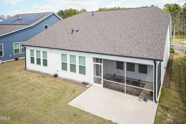 124 Clapper Lane, Holly Springs, NC 27540