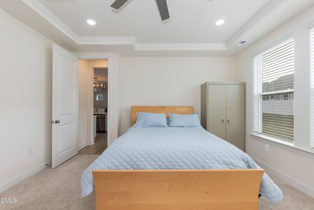 124 Clapper Lane, Holly Springs, NC 27540