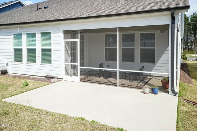 124 Clapper Lane, Holly Springs, NC 27540