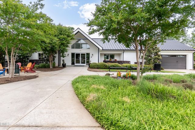 124 Clapper Lane, Holly Springs, NC 27540