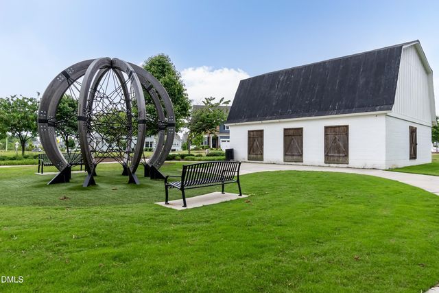 124 Clapper Lane, Holly Springs, NC 27540