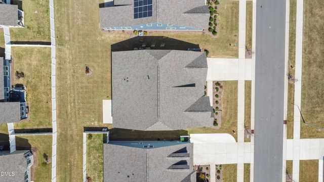 124 Clapper Lane, Holly Springs, NC 27540