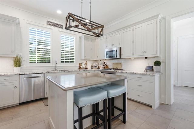 2005 Jabez Drive, Lake Charles, LA 70601