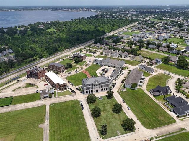 2005 Jabez Drive, Lake Charles, LA 70601