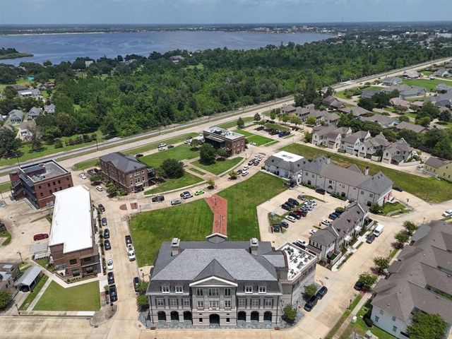 2005 Jabez Drive, Lake Charles, LA 70601