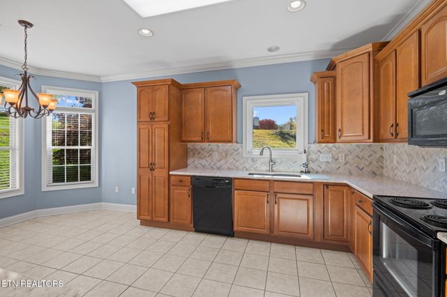 134 Waterston Way, Clinton, TN 37716