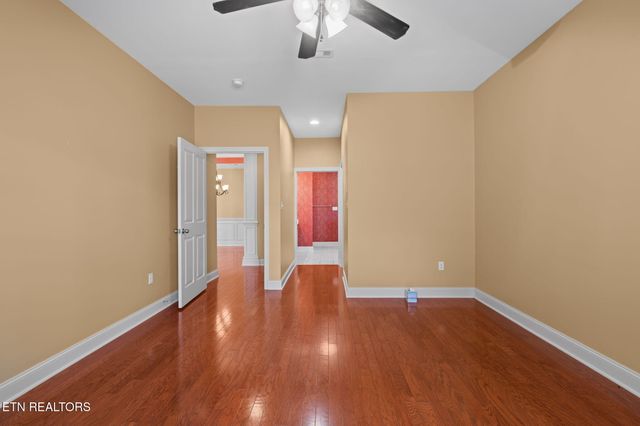 134 Waterston Way, Clinton, TN 37716