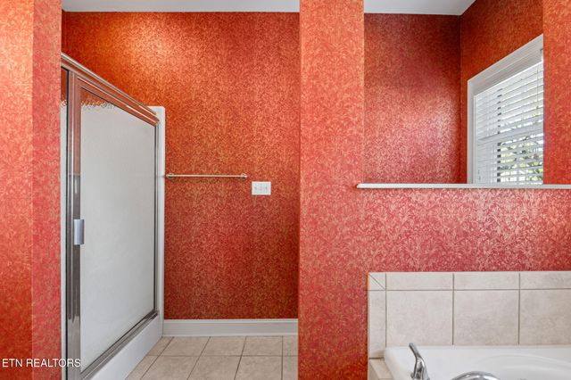 134 Waterston Way, Clinton, TN 37716