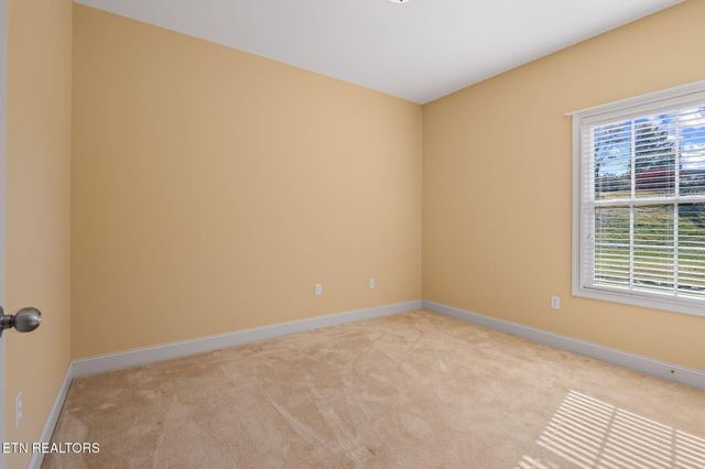 134 Waterston Way, Clinton, TN 37716