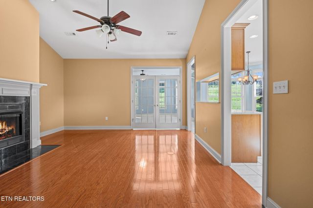 134 Waterston Way, Clinton, TN 37716