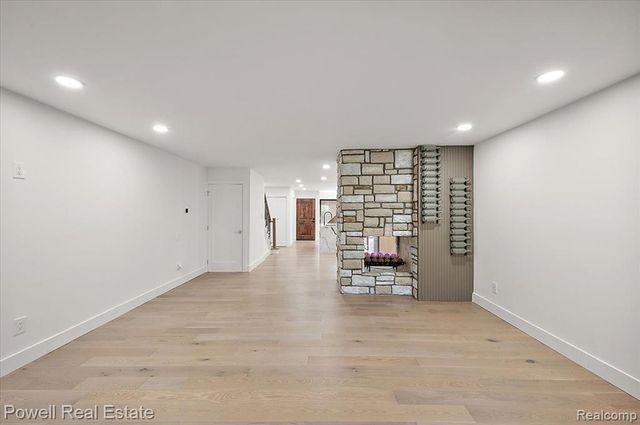1106 Timberview Trail, Bloomfield Hills, MI 48304