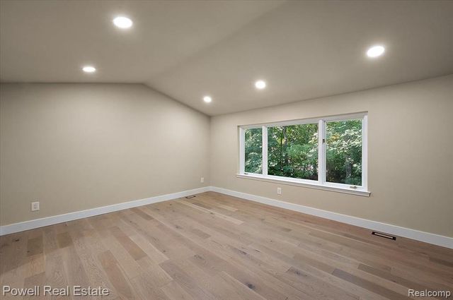 1106 Timberview Trail, Bloomfield Hills, MI 48304