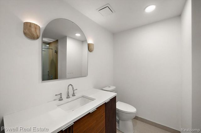 1106 Timberview Trail, Bloomfield Hills, MI 48304