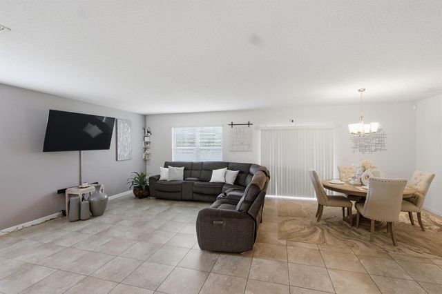 692 SW Paar Drive, Port St. Lucie, FL 34953