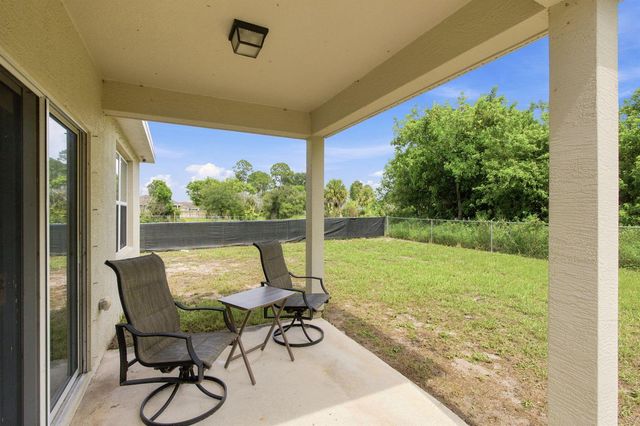 692 SW Paar Drive, Port St. Lucie, FL 34953