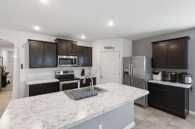 692 SW Paar Drive, Port St. Lucie, FL 34953