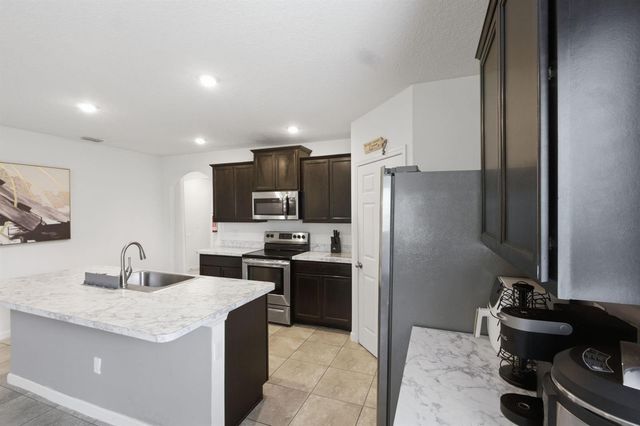 692 SW Paar Drive, Port St. Lucie, FL 34953