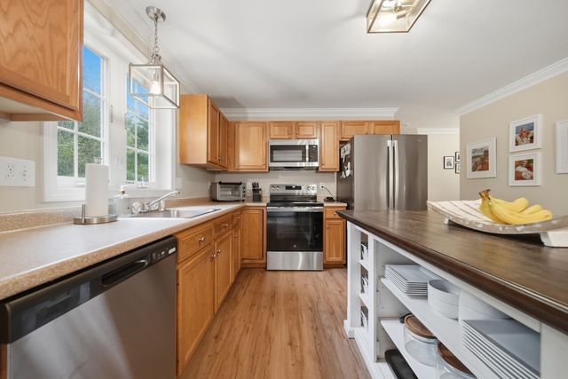 110 Marathon Way, Manchester, NH 03109