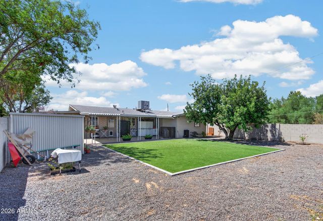 1938 W WELDON Avenue, Phoenix, AZ 85015