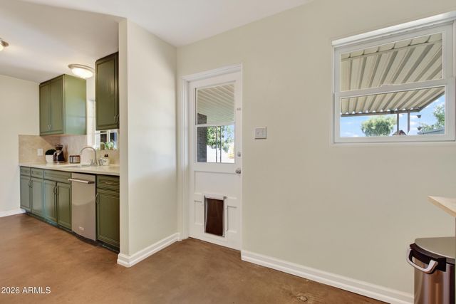 1938 W WELDON Avenue, Phoenix, AZ 85015