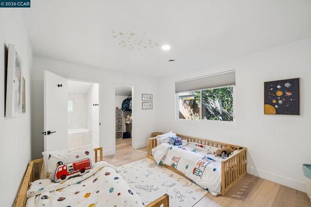 3268 Park Ln, Lafayette, CA 94549