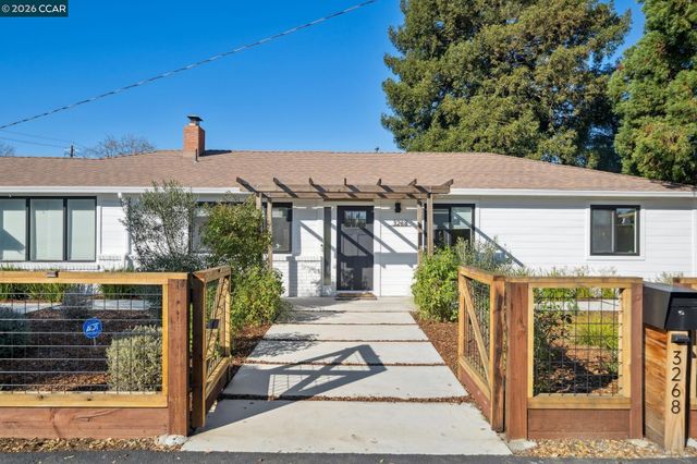 3268 Park Ln, Lafayette, CA 94549