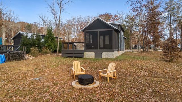 58 Sunset Ct, Tracy City, TN 37387