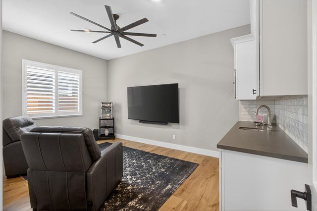 1649 Donner Lane, Lincoln, CA 95648