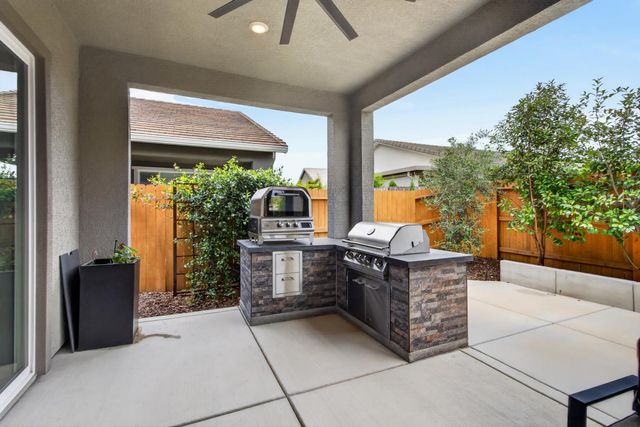 1649 Donner Lane, Lincoln, CA 95648