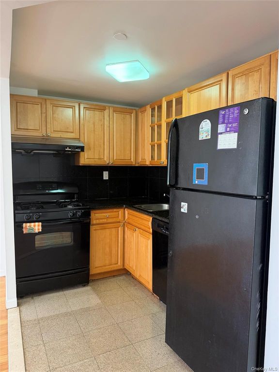 112-26 38th Avenue 4A, Corona, NY 11368 — photo 5