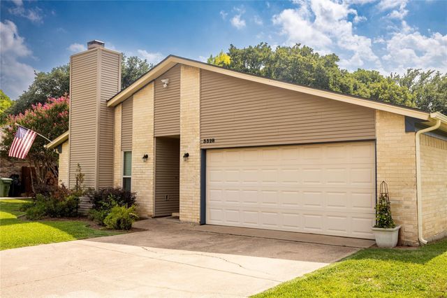 3328 Andover Drive, Bedford, TX 76021