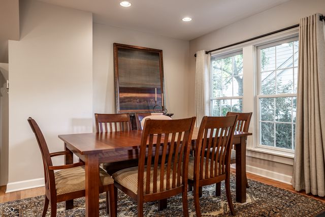 385 S Sixth Street, Zionsville, IN 46077
