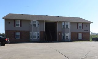 1208 Parkway Pl Apt B, Clarksville, TN 37042