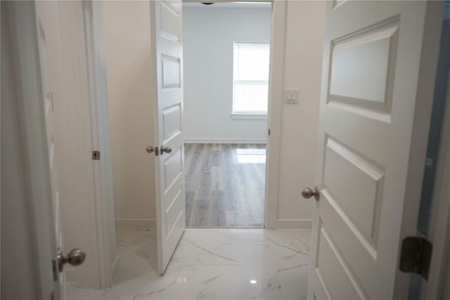 317 White Star Lane, Dallas, TX 75217
