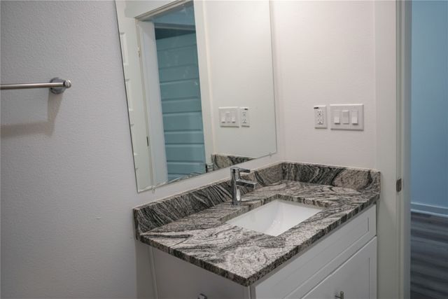 317 White Star Lane, Dallas, TX 75217