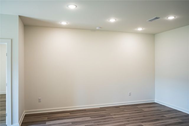 317 White Star Lane, Dallas, TX 75217
