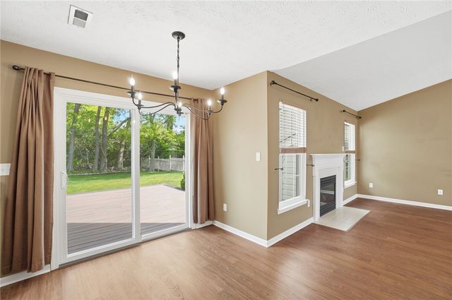 120 McDaniels Lane, Springboro, OH 45066